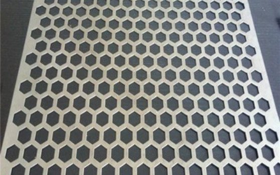 Why Stainless steel perforated plate not flat